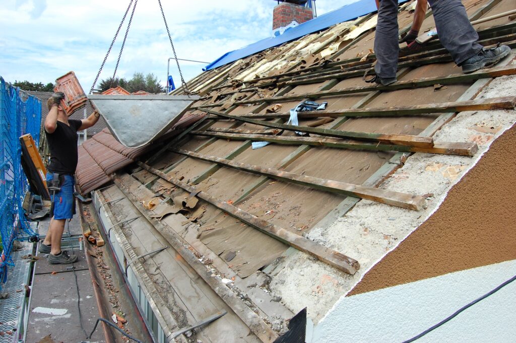Choosing the Right Roofing Materials - Installation
