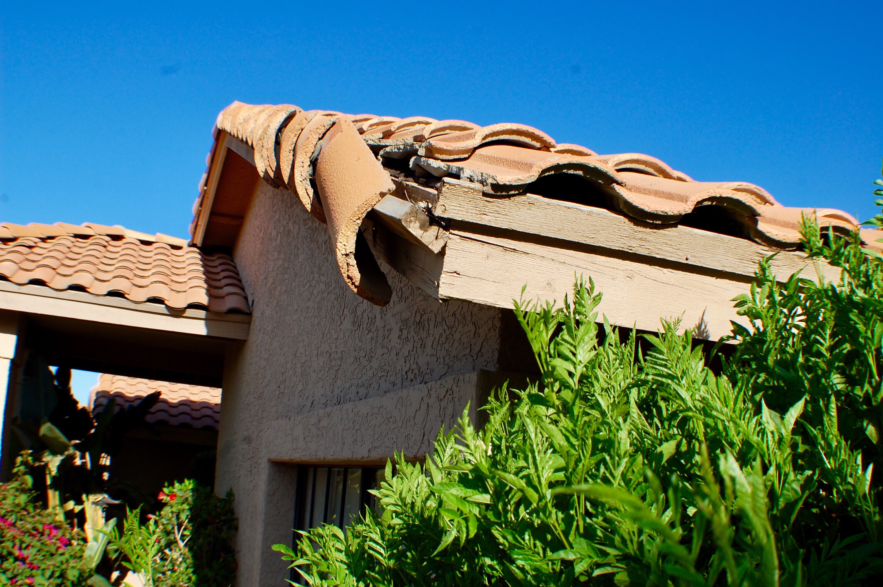 Broken Roof Tiles requiring a Roof Inspection in Maryland